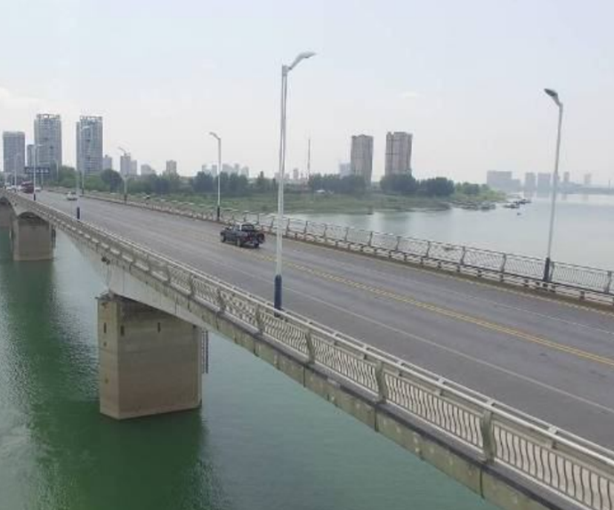 橋梁正面照片.png 橋梁正面照片.png